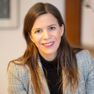 Meet your Posher, Emma